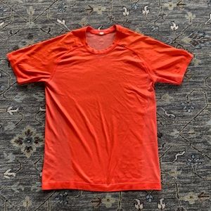 Orange Lululemon Metal Vent 2.0 t-shirt